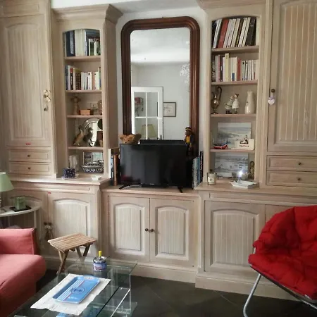 Maison De Marin تروفيي سور مير