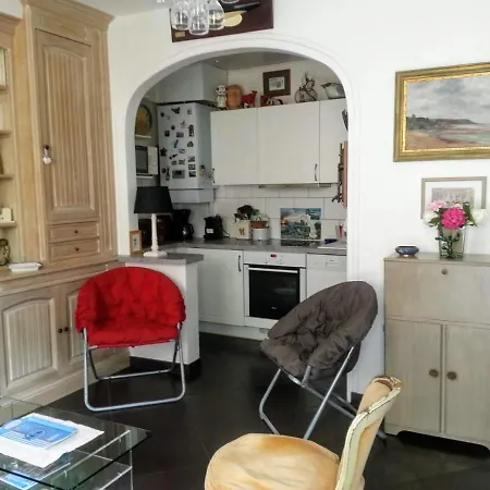 Maison De Marin تروفيي سور مير